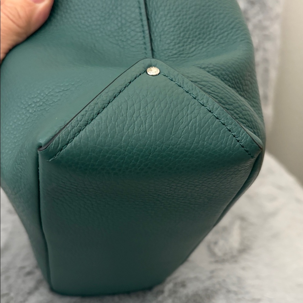 Coach Abby Duffle Hobo Shoulder/Crossbody bag in Coach Emerald Green - Picture 6 of 14